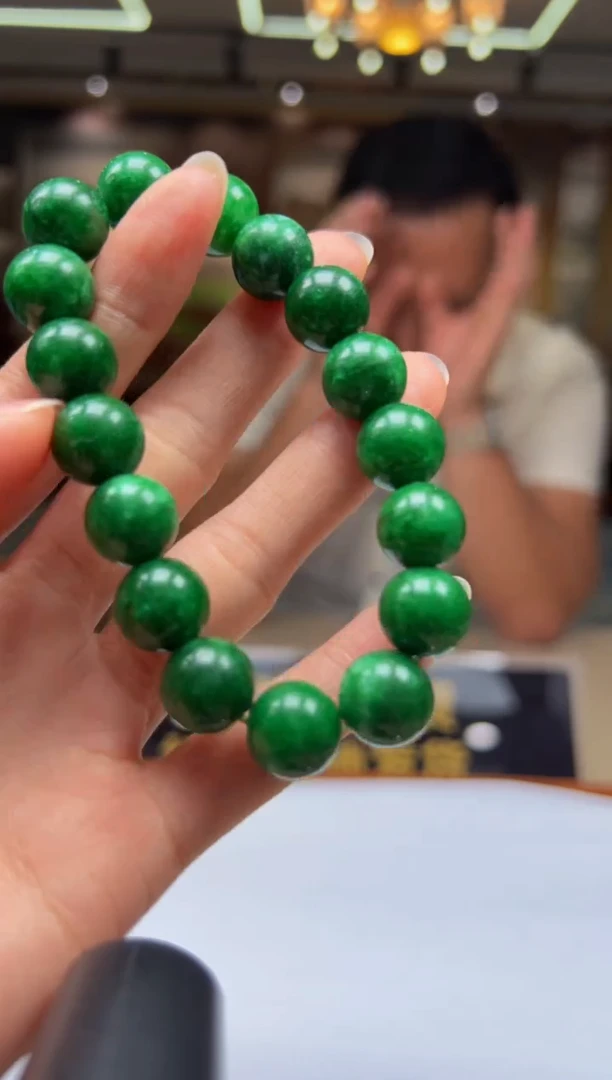 翡翠未镶嵌颈饰F2025-5-13-43