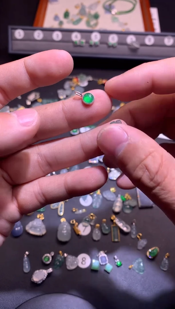 【闪购商品】翡翠吊坠(不含链)银S925镶嵌1