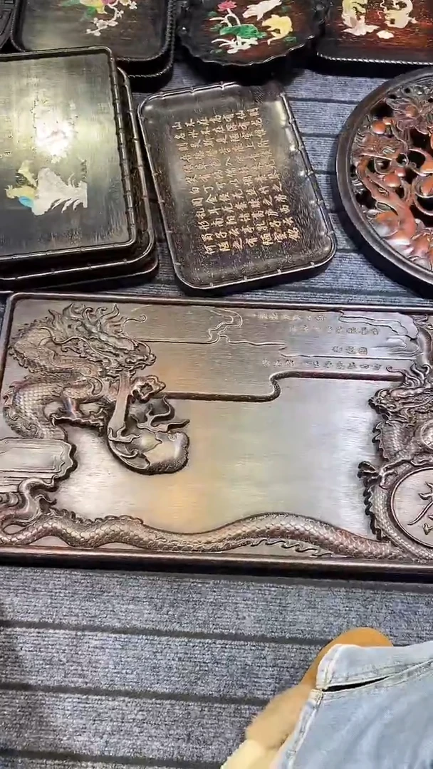 木静**深紫檀雕刻一物一拍