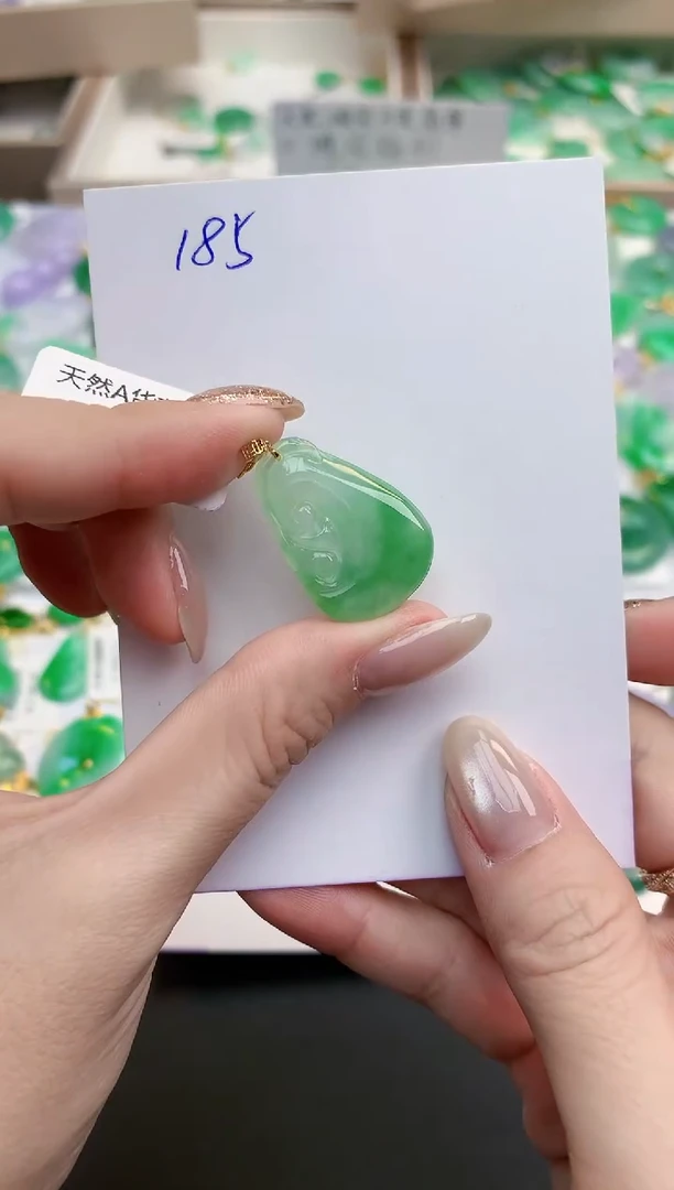 颈饰18K金镶嵌翡翠天然缅甸A货翡翠