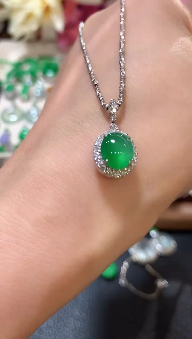 吊坠(不含链)18K金镶嵌翡翠m16