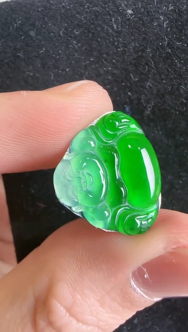 【闪购商品】翡翠吊坠(不含链)未镶嵌··