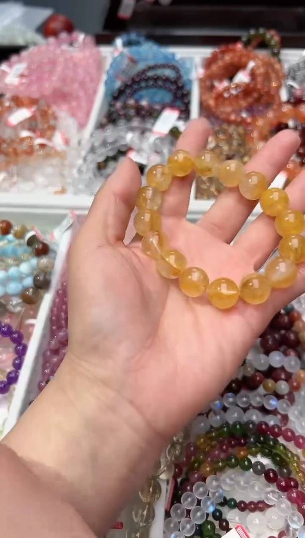 【闪购商品】水晶手链未镶嵌黄胶花13m+