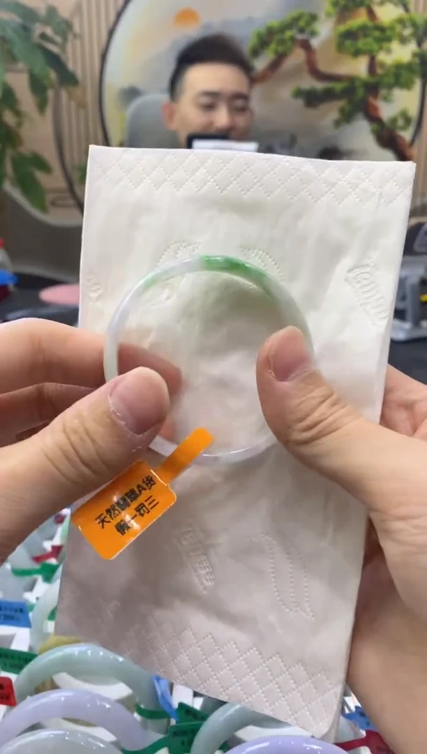 未镶嵌手镯翡翠薄**毒4134