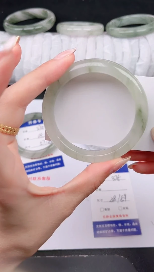 石英质玉手镯未镶嵌375-56/57