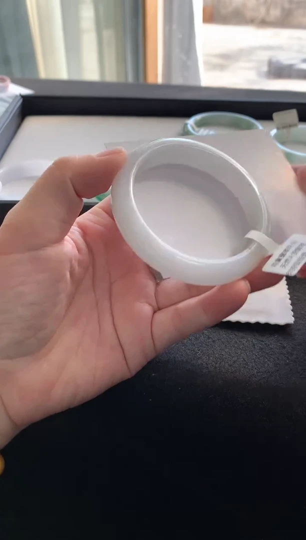 未镶嵌手镯翡翠56.8正圈买断Y4666