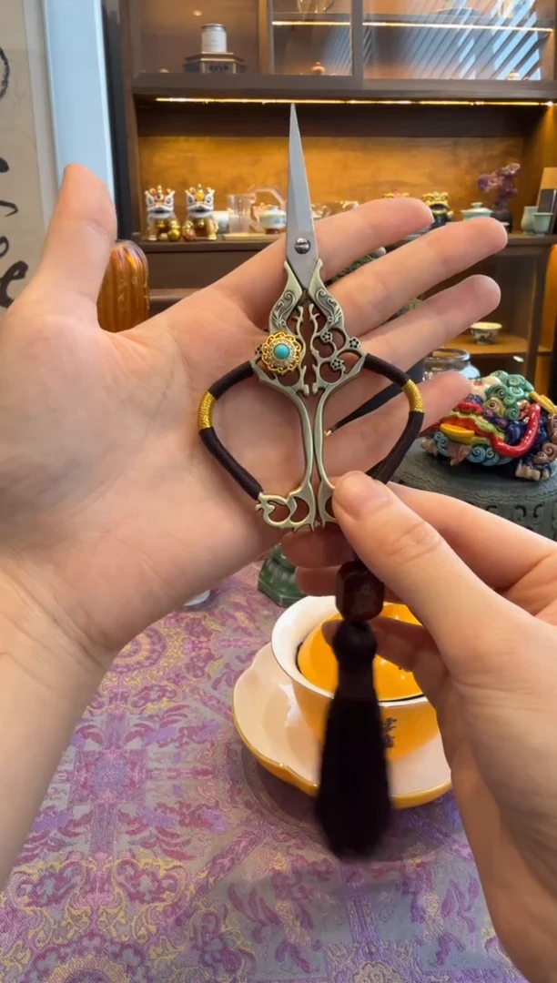 棕金剪子11111111111111111