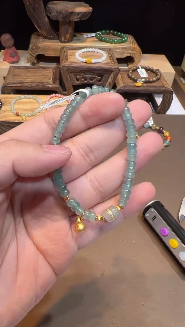 【闪购商品】翡翠手饰未镶嵌手饰@@A5185
