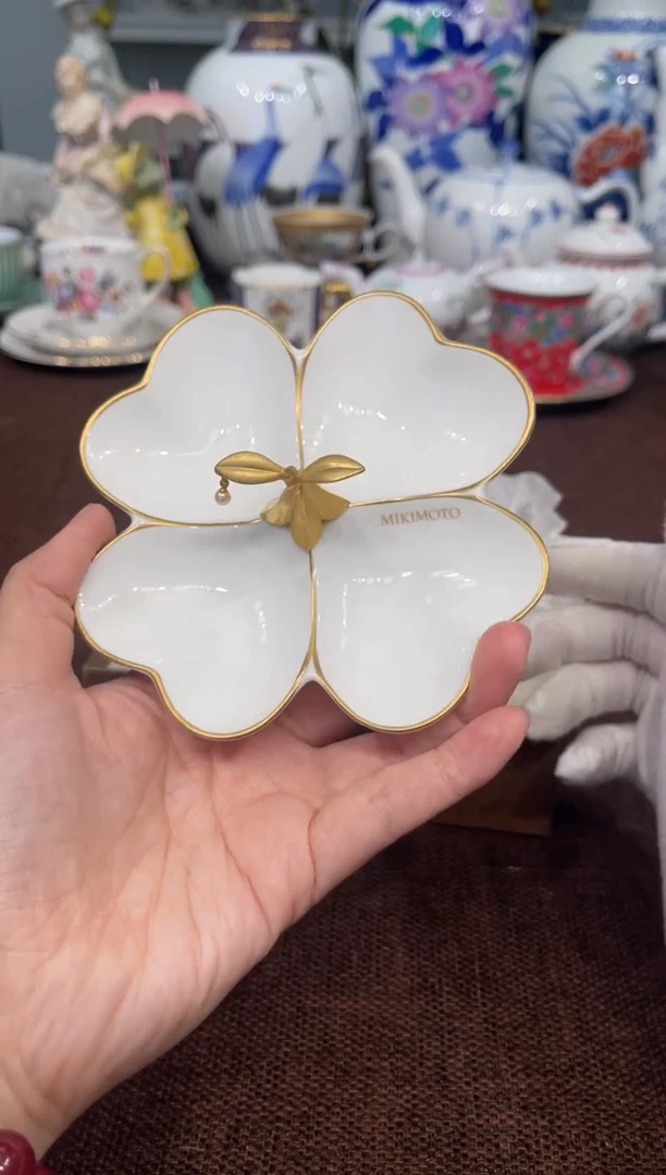 【闪购商品】mikimoto四叶草置物盘（微微瑕）