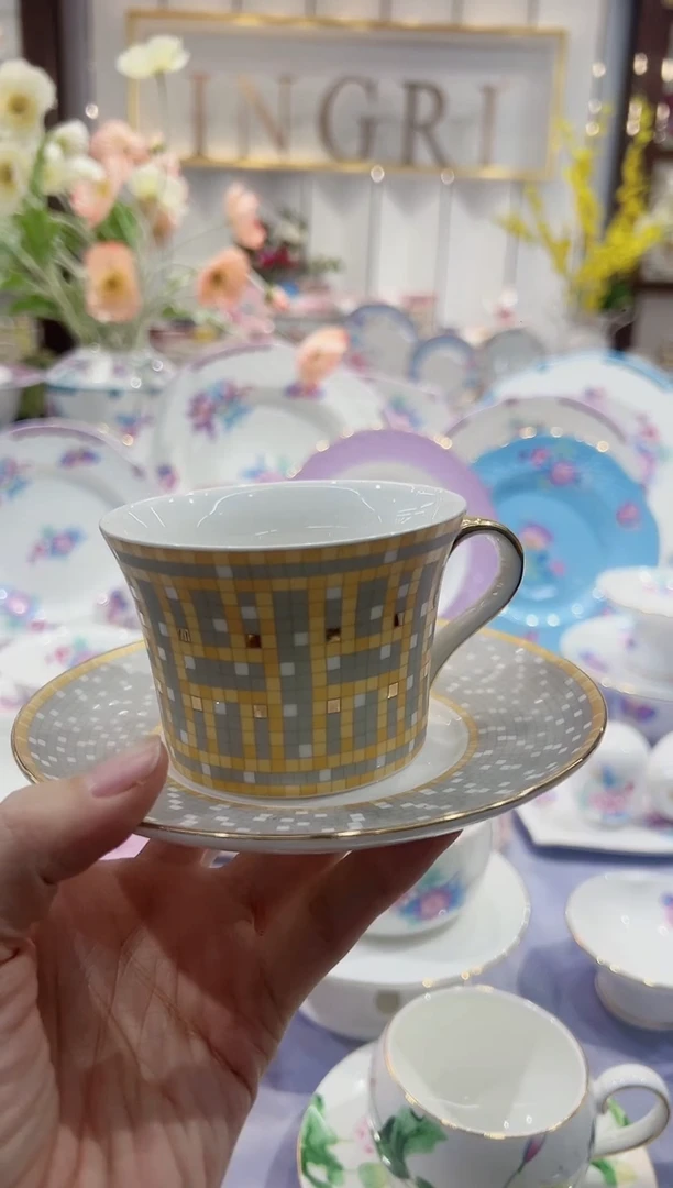 【闪购商品】骨瓷杯碟