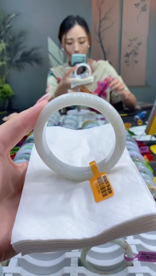 未镶嵌手镯翡翠0000039884