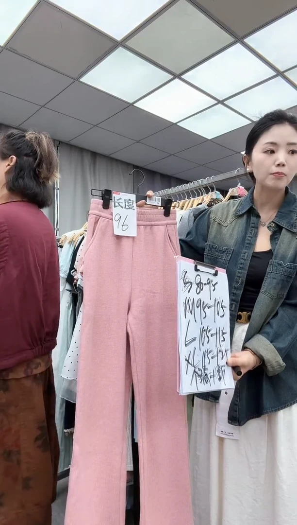XL 码大哥家漂亮衣服漂亮颜色