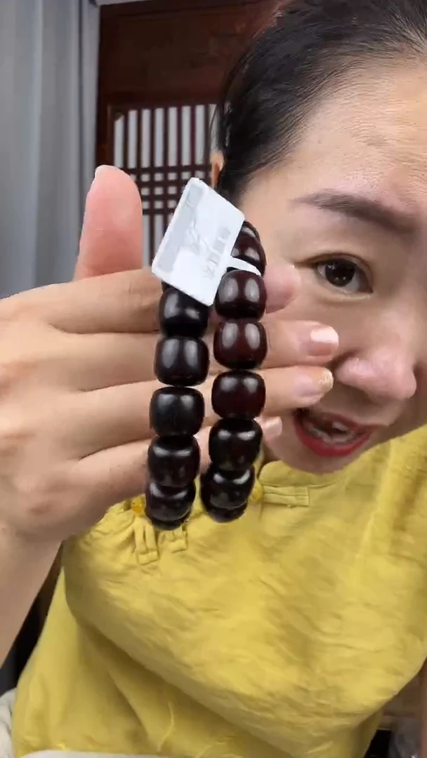 檀香紫檀（小叶紫檀）小叶紫檀卡1112桶珠手串