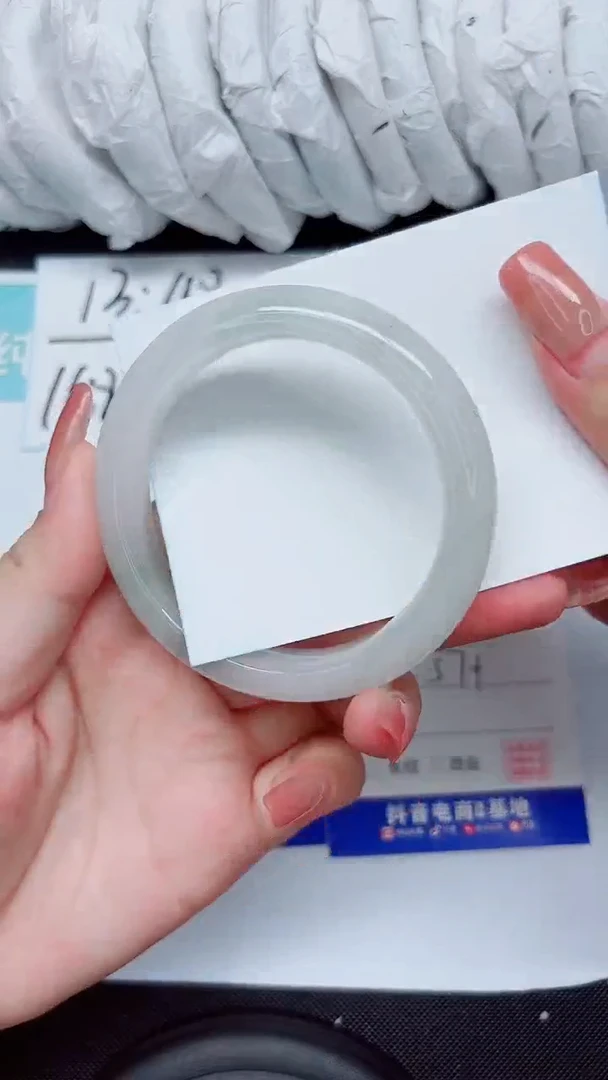 石英质玉手镯未镶嵌27-57