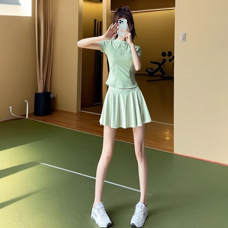 套头女洋气防走光夏季吸湿运动套装排汗半拉链速干A字显瘦半身裙