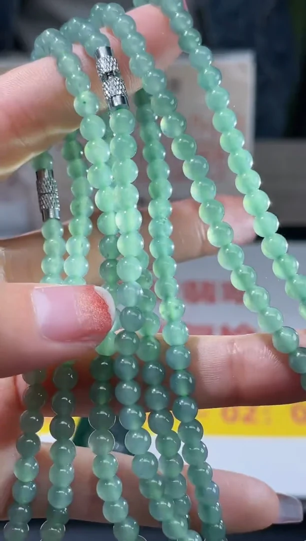 【闪购商品】定制翡翠未镶嵌不退不换随机发CMH1件-A