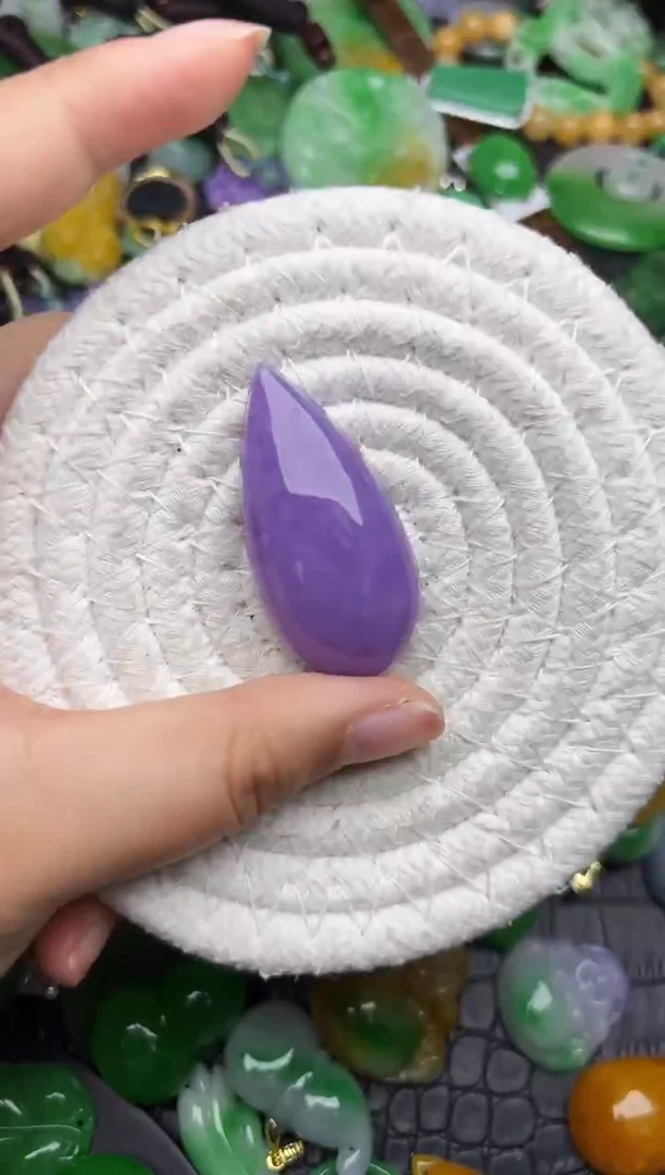 颈饰未镶嵌翡翠缅甸翡翠吊坠