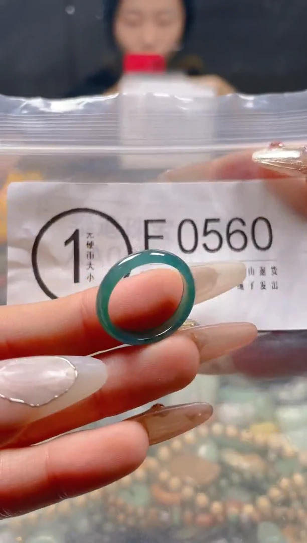 【闪购商品】翡翠颈饰未镶嵌17.8/F/翡翠A货一图一物