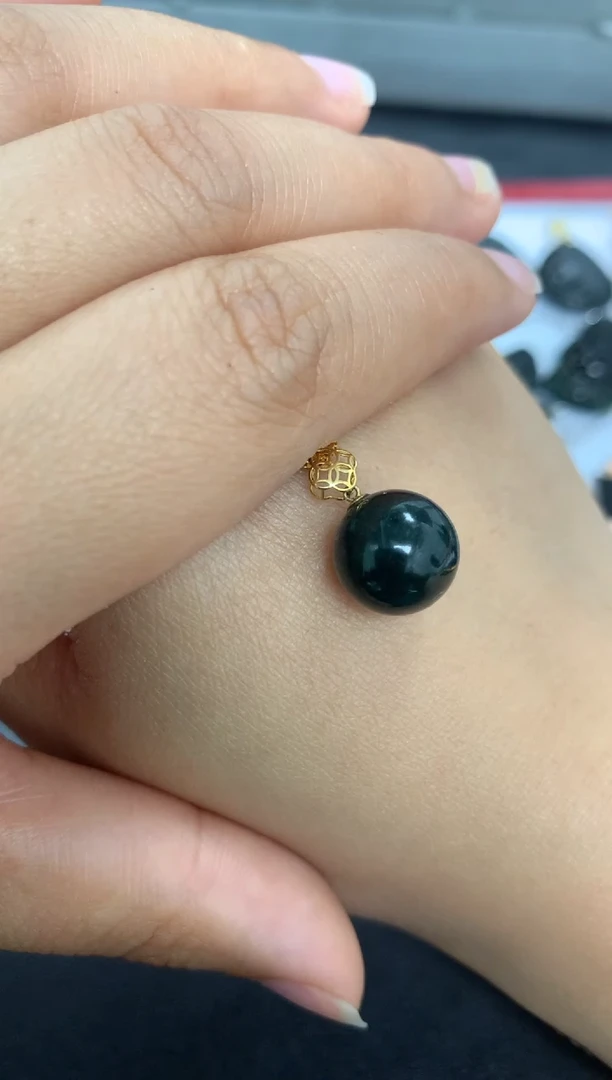 【闪购商品】翡翠颈饰18K金镶嵌净货