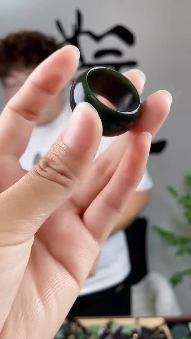 和田玉未镶嵌颈饰拍一发一，多样性发货