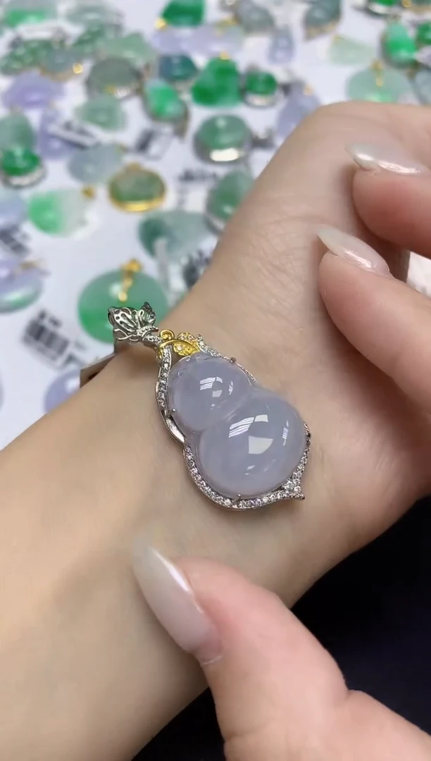 颈饰未镶嵌翡翠天然缅甸翡翠A货百元以上9元证书费自理