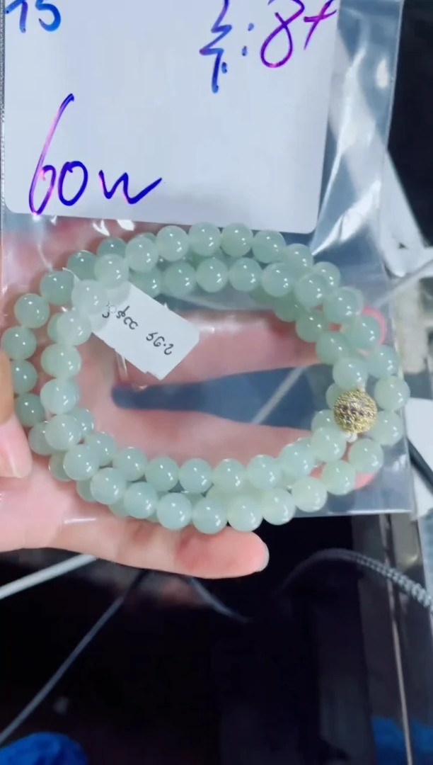 定制翡翠未镶嵌东*哥珠串