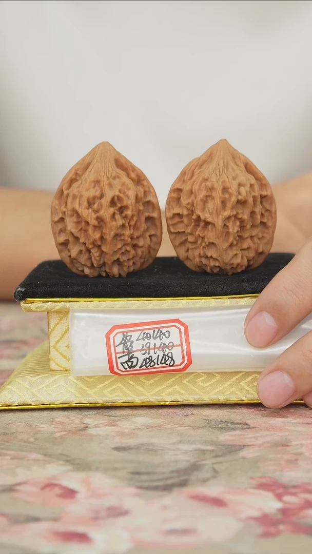 把件文玩核桃鸡心有修