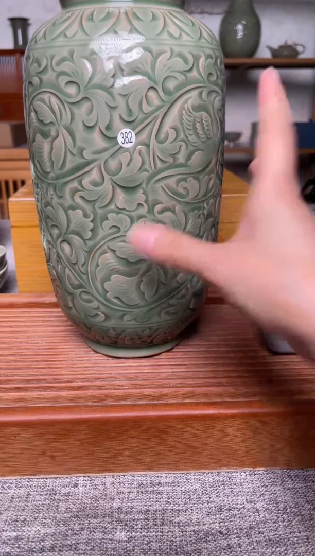 陶瓷382纯手工秘色灯笼瓶