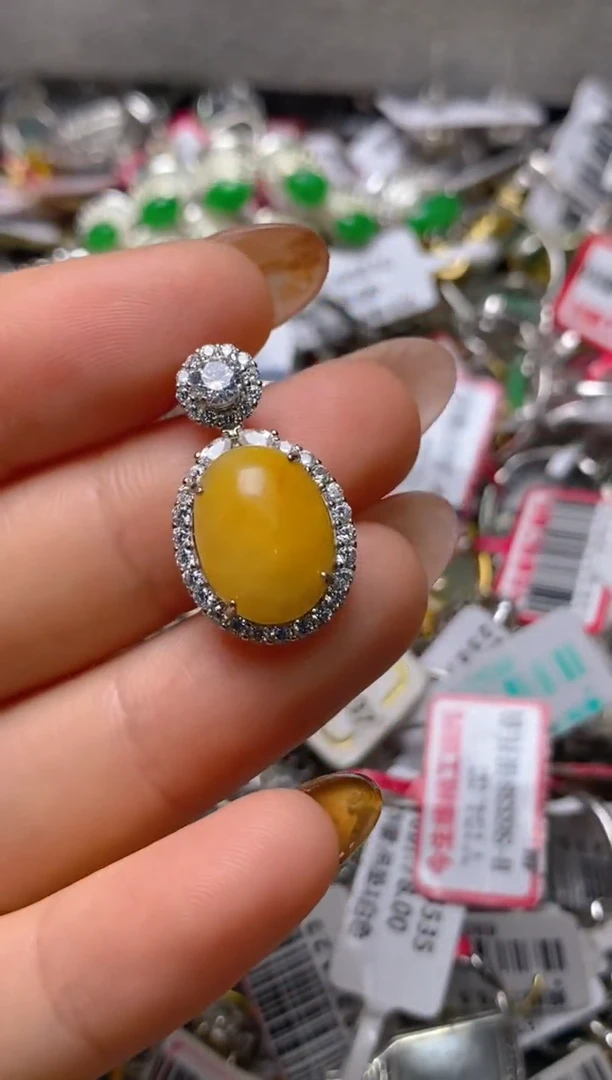 银S925镶嵌戒指翡翠百内无证书