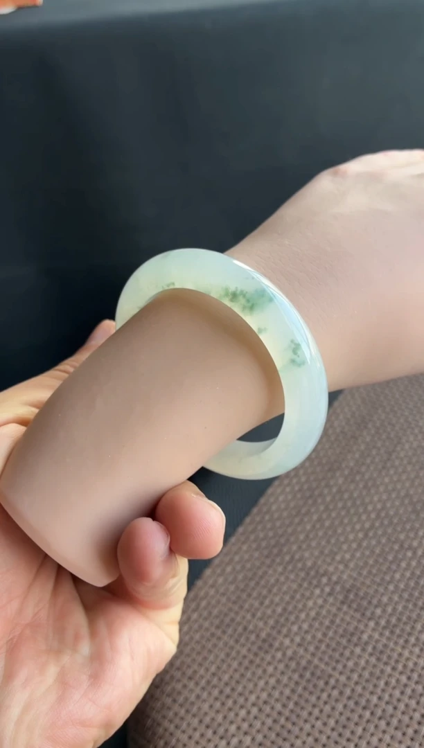 未镶嵌手镯翡翠75号53.7*10.8*9.5正圈