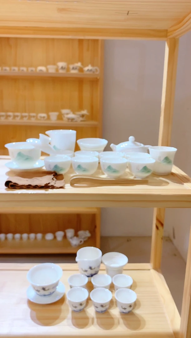 【李先生甄选】羊脂玉瓷又见青山16头