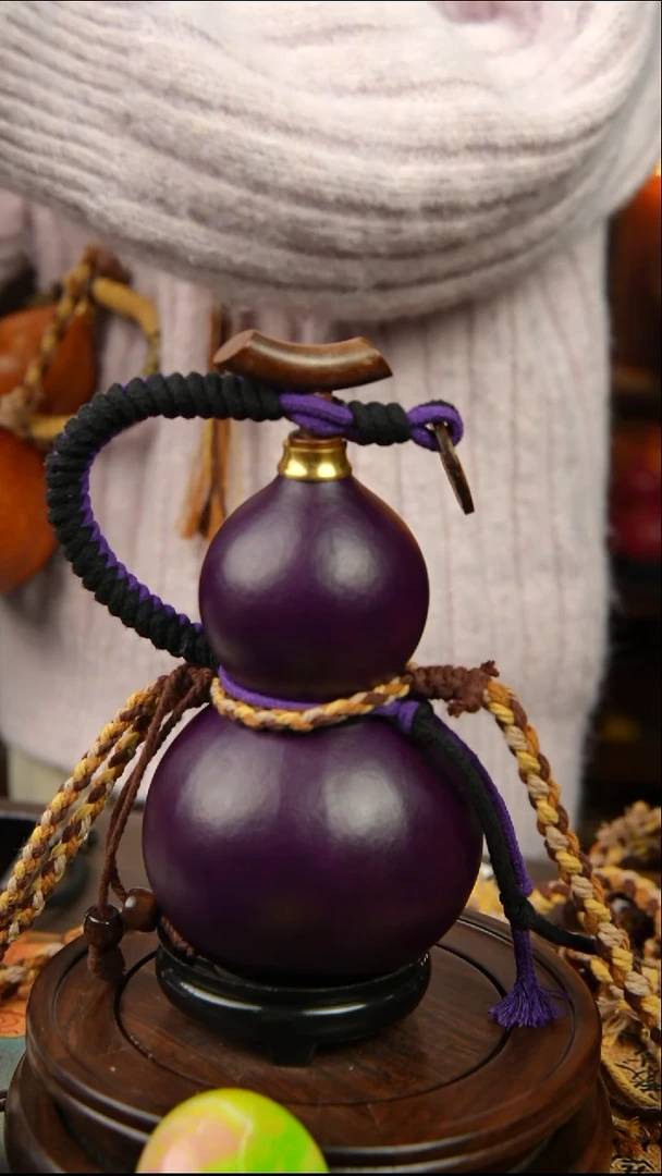 696号500ml左右非遗大漆酒葫芦