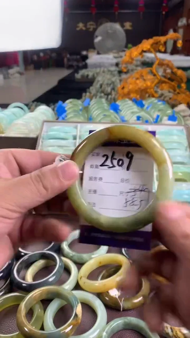 未镶嵌蛇纹石玉手镯2509