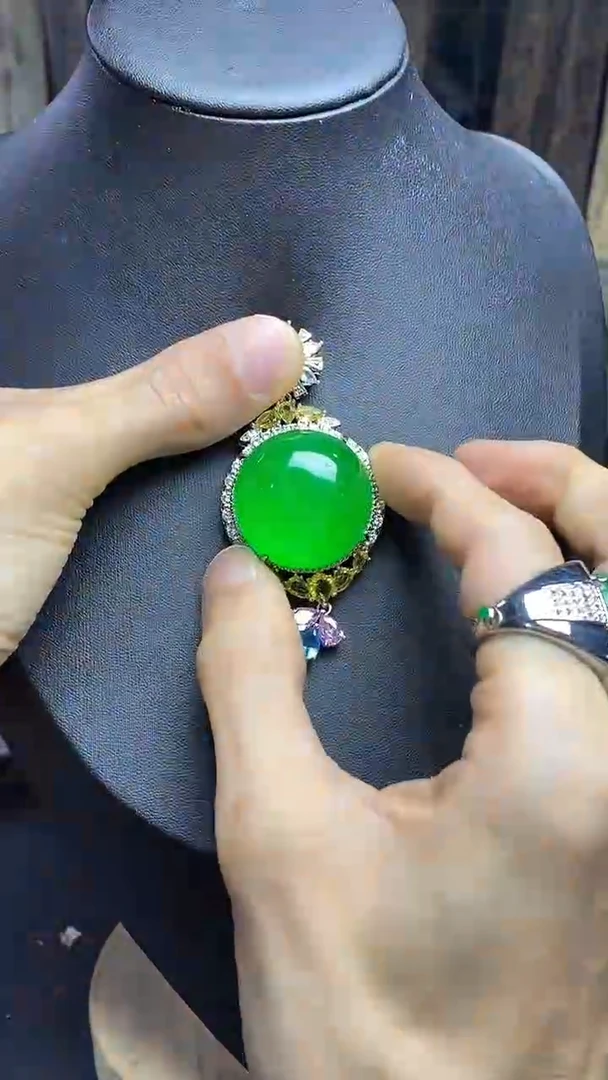 满色吊坠 所见即所得！