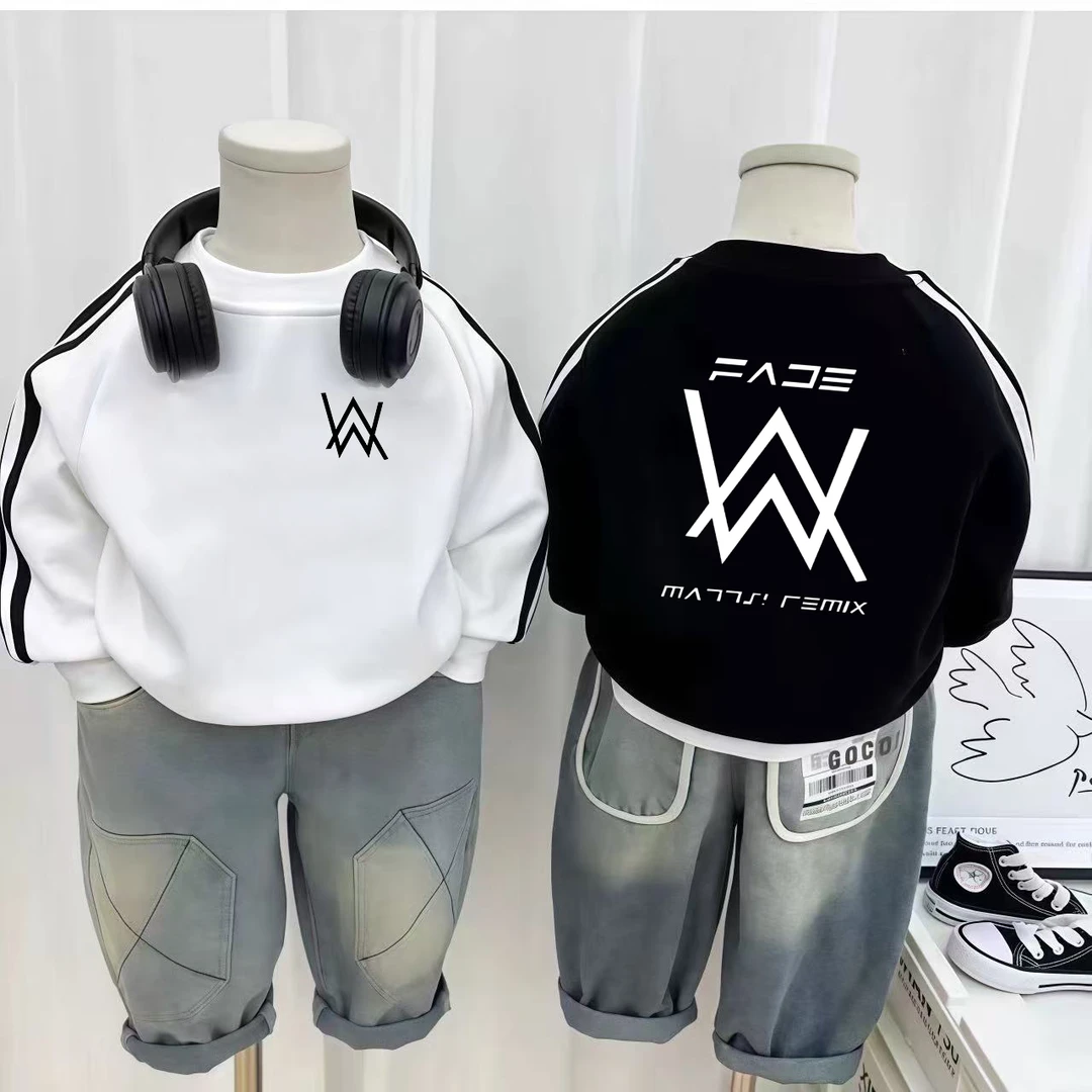 男童加绒圆领卫衣秋冬款2025新款儿童秋装中大童上衣酷帅男孩童装