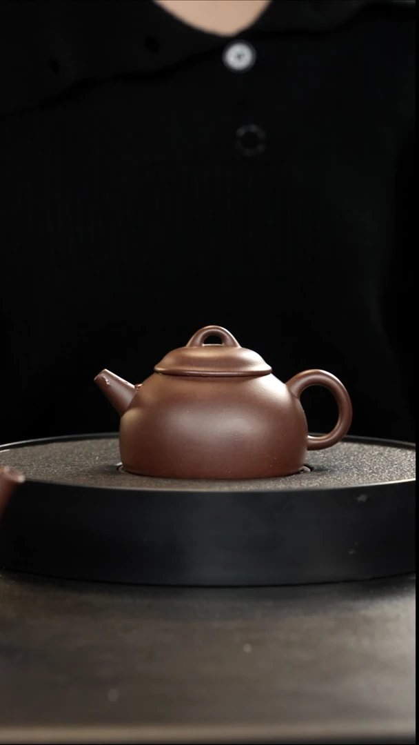 茶壶紫砂紫砂一厂老紫泥半瓜225cc