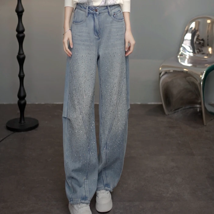 TCH【弯刀牛仔】冬款加绒百搭时尚烫钻休闲风女装牛仔裤T75D20E1170