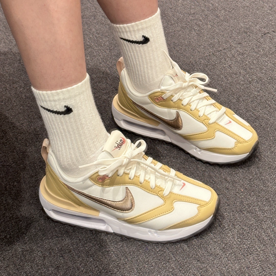 NIKE耐克女子WMNS AIR MAX DAWN气垫缓震运动休闲跑鞋FZ4239-100