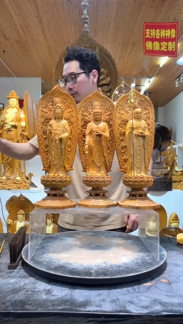 香樟木木雕款请贵包退 抢！