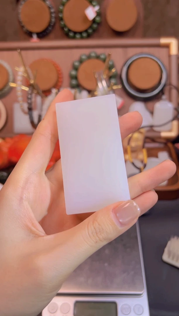 吊坠(不含链)未镶嵌和田玉4*7野牛沟白玉无事牌