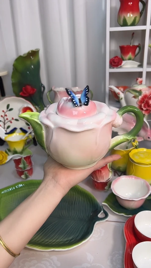 瓷粉色蝴蝶茶壶650ml【1个】
