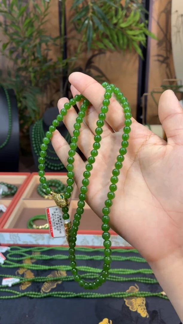 颈饰未镶嵌和田玉（碧玉）6辣绿无矿毛衣链