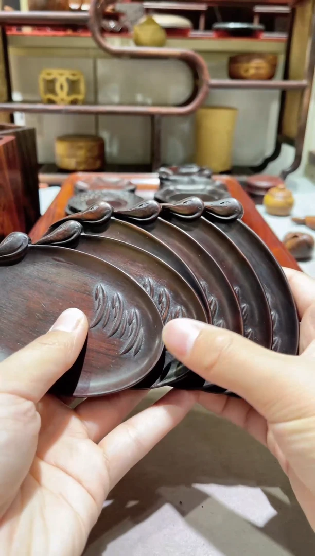 【闪购商品】木精美木雕天鹅款精工细作