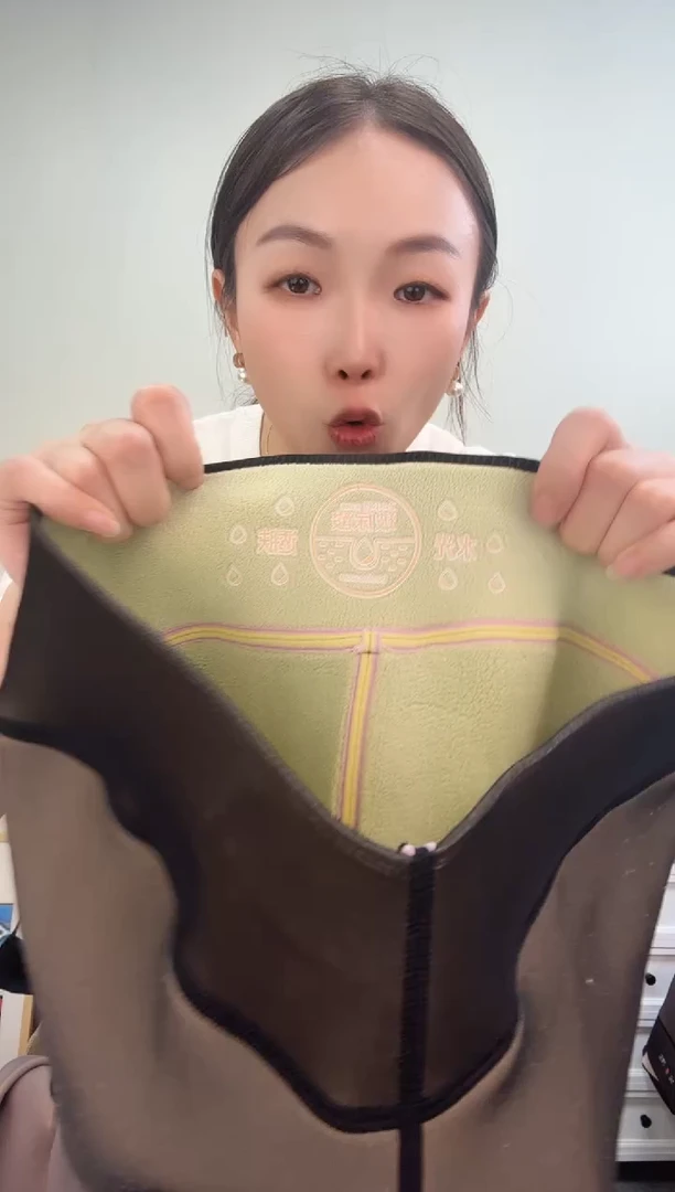 孤品500g玻尿酸黑透肤踩脚