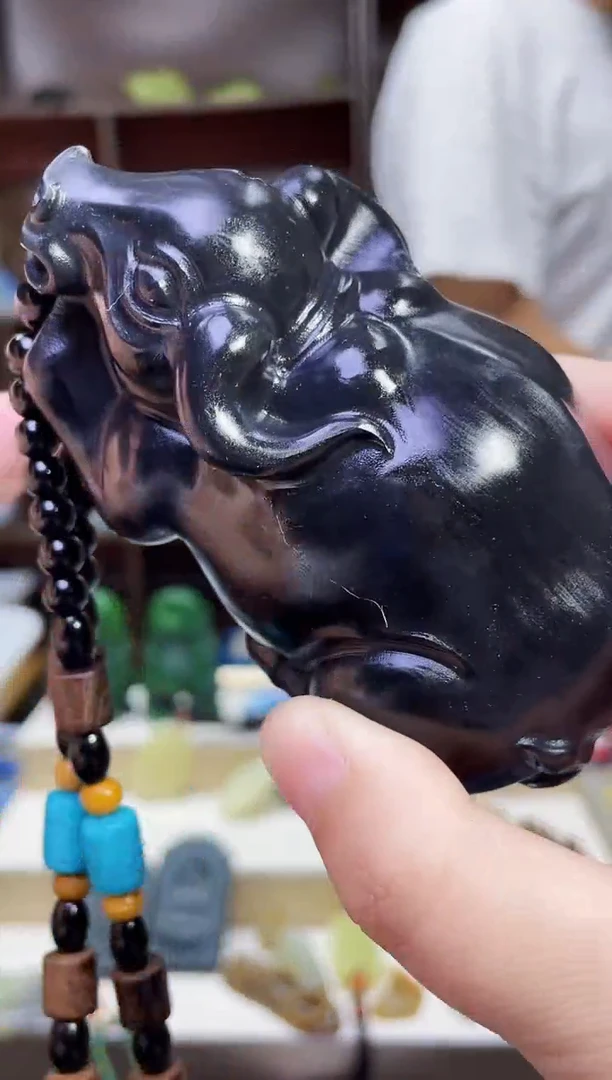 和田玉未镶嵌颈饰1