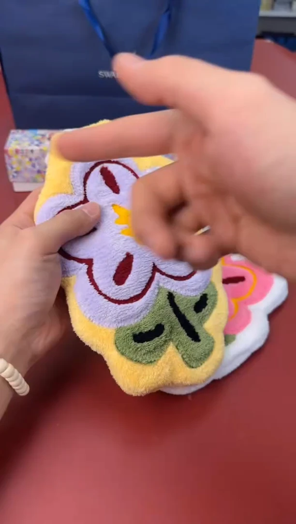 【闪购商品】瓷片新号开播全场漏@@CC73+CC74