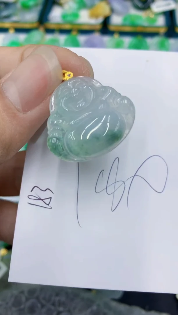 翡翠18K金镶嵌颈饰1111111111