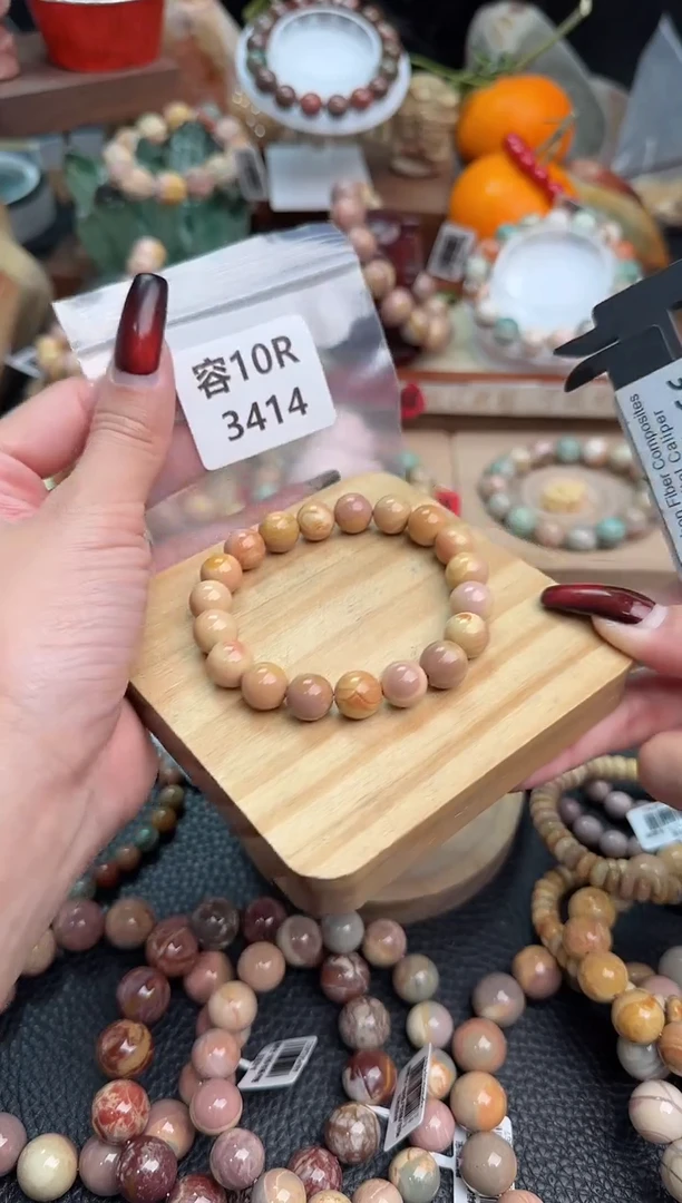 【闪购商品】石英质玉手链未镶嵌10R3414