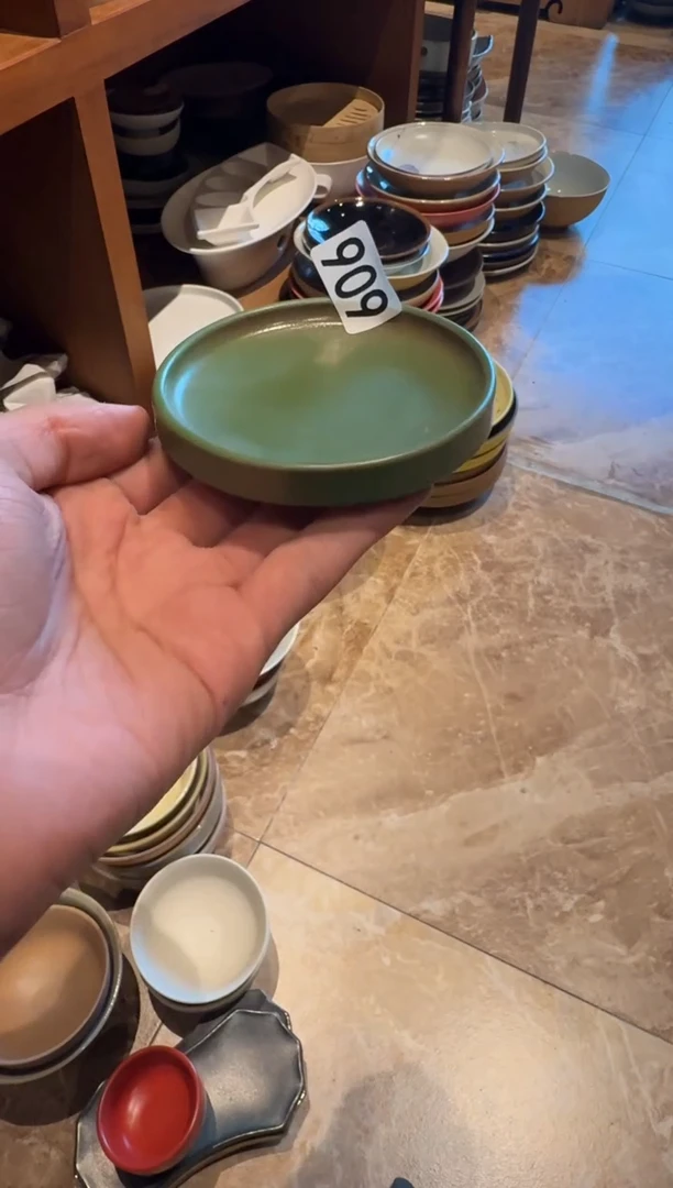 瓷909 微瑕绿色蘸料碟1个