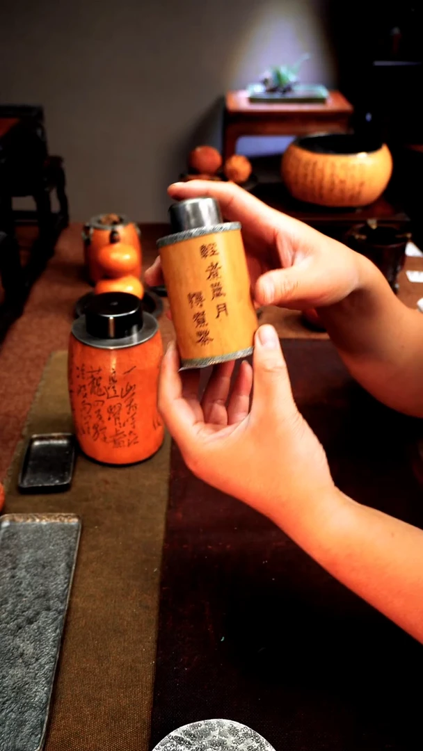 如****J8481福利雕字竹包锡茶叶罐11.5*5.8